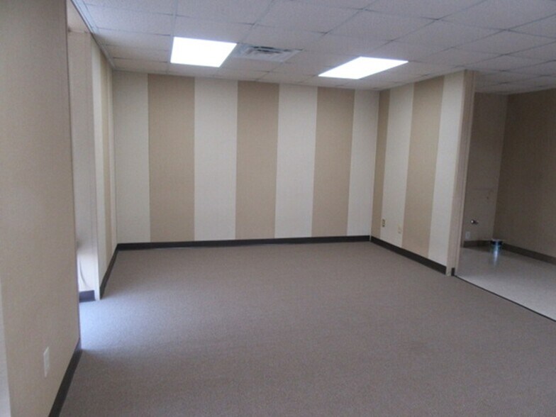 More Photos Of 2111 S Horner Blvd, Sanford Auto Dealership For Lease