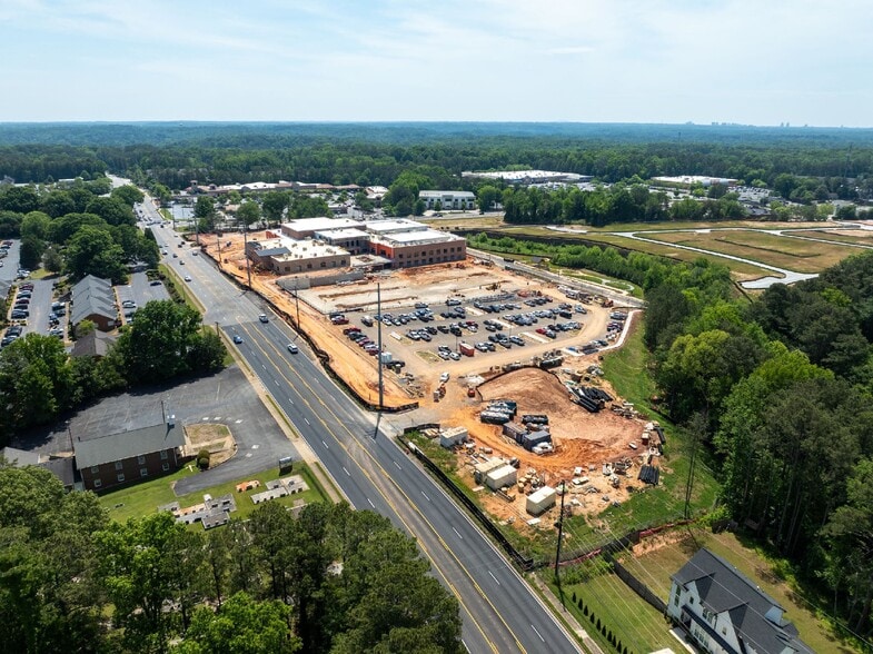 More Photos Of 3095-3155 Johnson Ferry Rd, Marietta General Retail For Lease