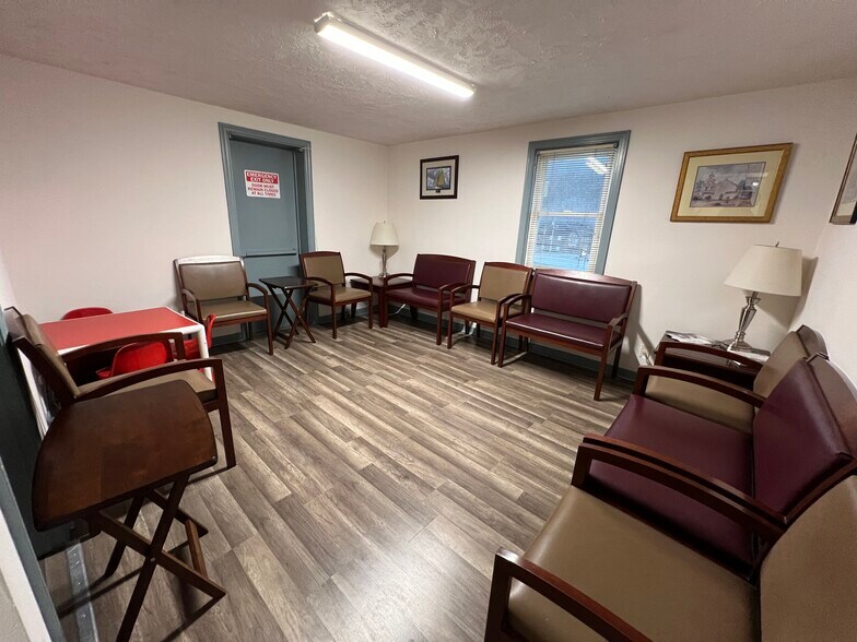 More Photos Of 4212 Old William Penn Hwy, Murrysville Medical For Sale