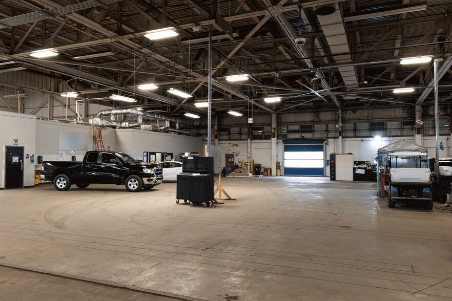 More Photos Of 20001 Euclid Ave, Euclid Warehouse For Lease