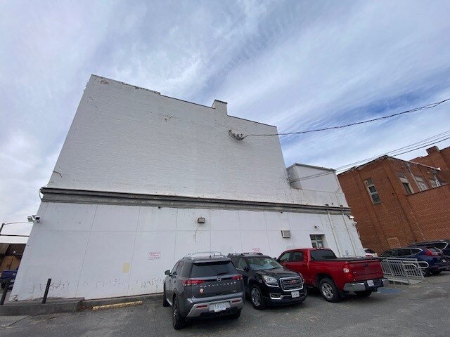 More Photos Of 202 N Washington Ave, Pulaski Office For Sale