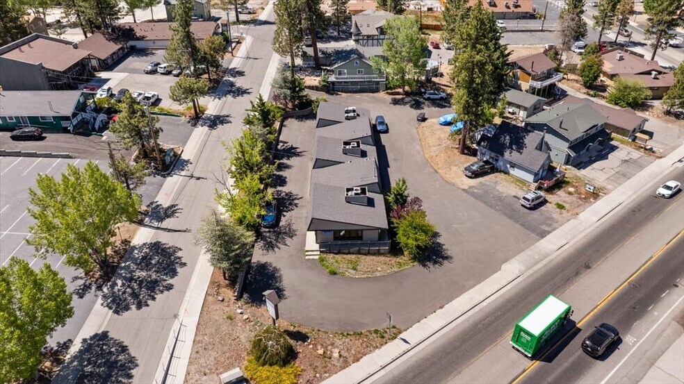 More Photos Of 40585 Big Bear Blvd, Big Bear Lake Office For Sale