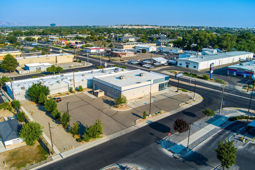 More Photos Of 2893 North Ave, Grand Junction Freestanding For Sale