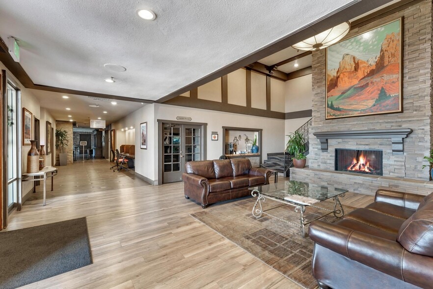 More Photos Of 1450 S Auto Mall Dr, St George Hotel For Sale