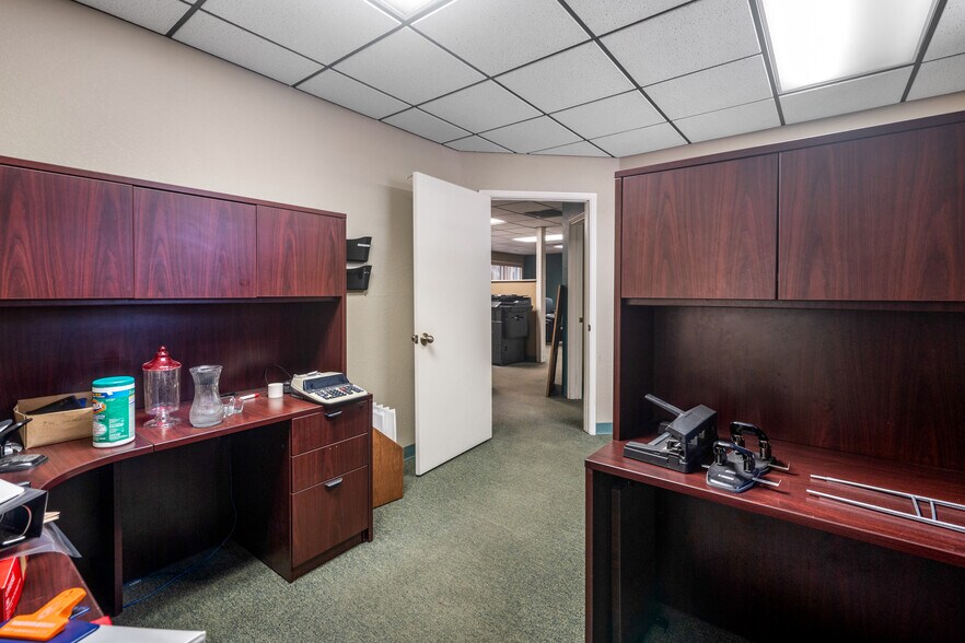 More Photos Of 760 S Stapley Dr, Mesa Office For Sale