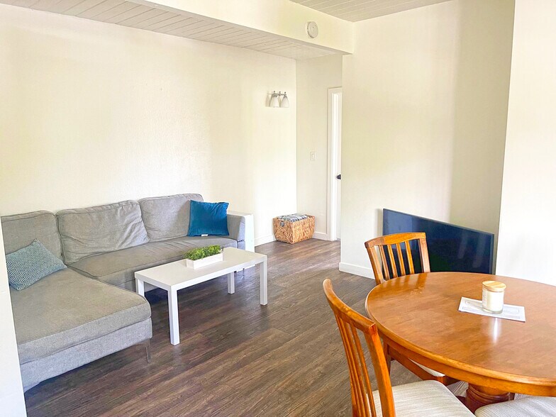 More Photos Of 6597 Trigo Rd, Goleta Apartments For Sale