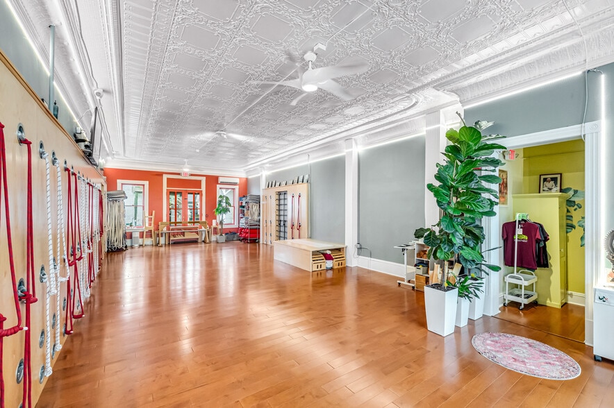 More Photos Of 76-96 Maple St, Florence Apartments For Sale