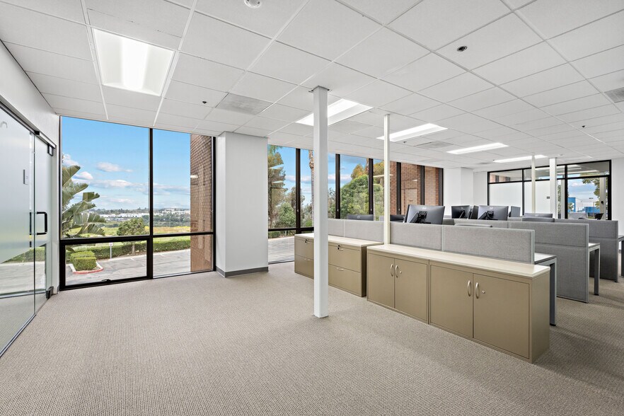 More Photos Of 2714 Loker Ave W, Carlsbad Office For Lease