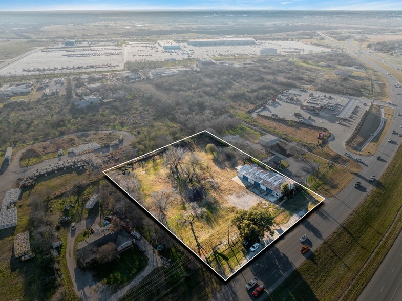 Primary Photo Of 11211 S US Highway 181, San Antonio Warehouse For Sale