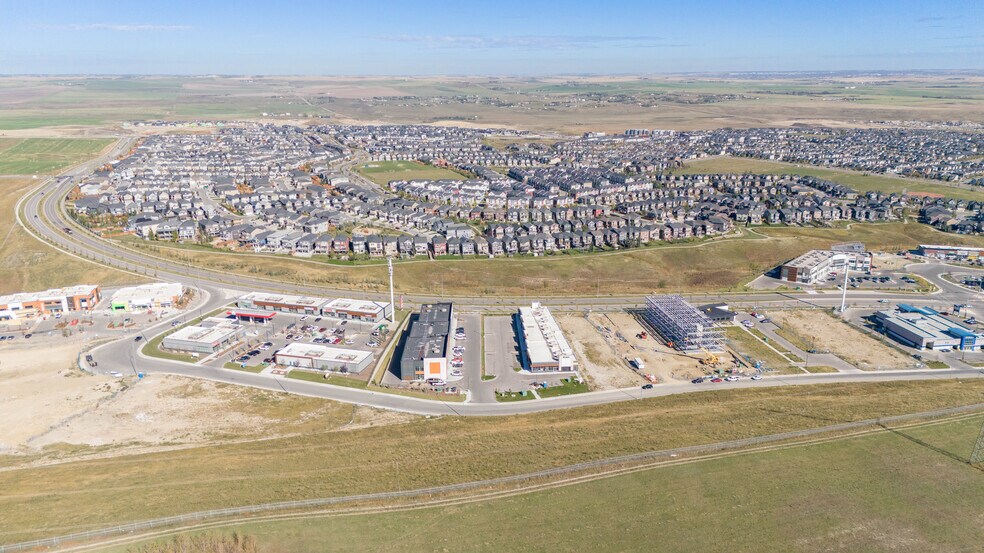 More Photos Of 246 Nolanridge Cres NW, Calgary Storefront For Lease