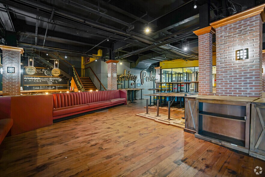 More Photos Of 1350 Okie St NE, Washington Restaurant For Sale