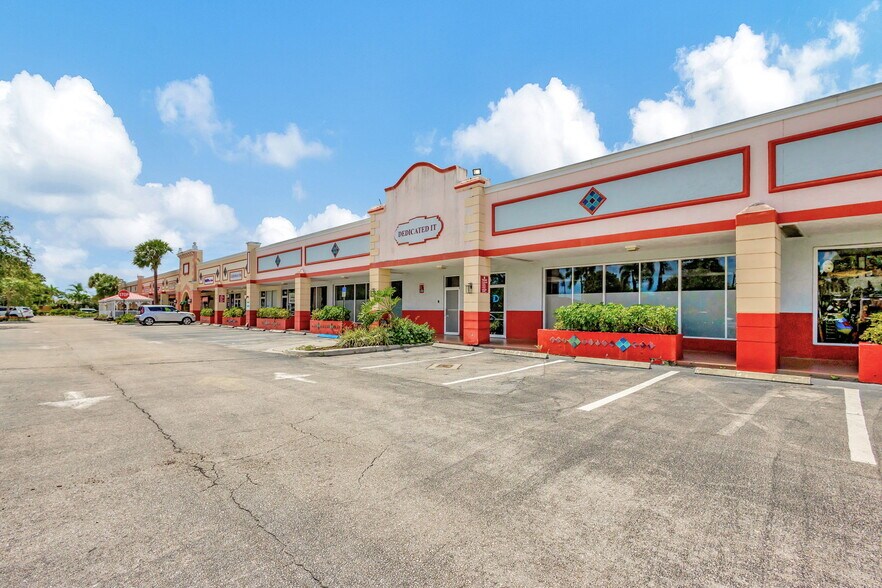 More Photos Of 702 Park Ave, West Palm Beach Unknown For Lease