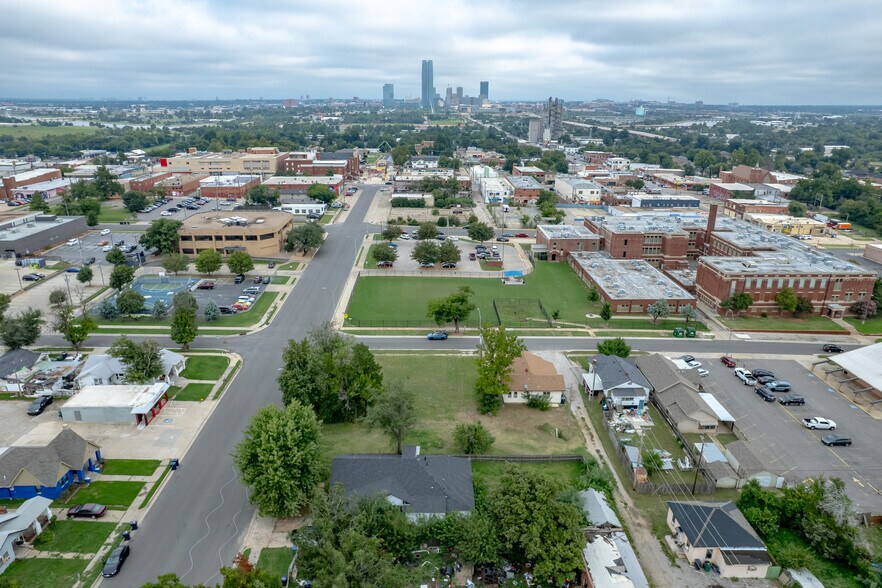 More Photos Of 230 SW 27th St, Oklahoma City Office Residential For Sale