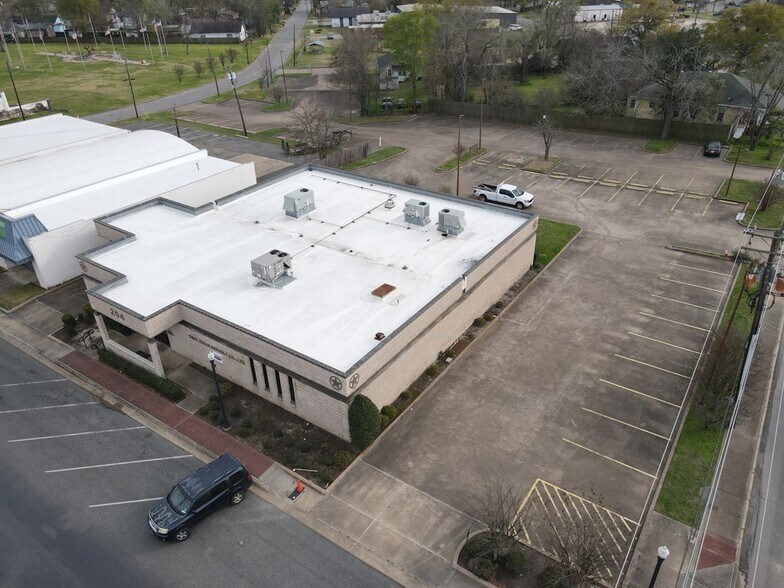 More Photos Of 204 E Burke Ave, Lufkin Office For Sale