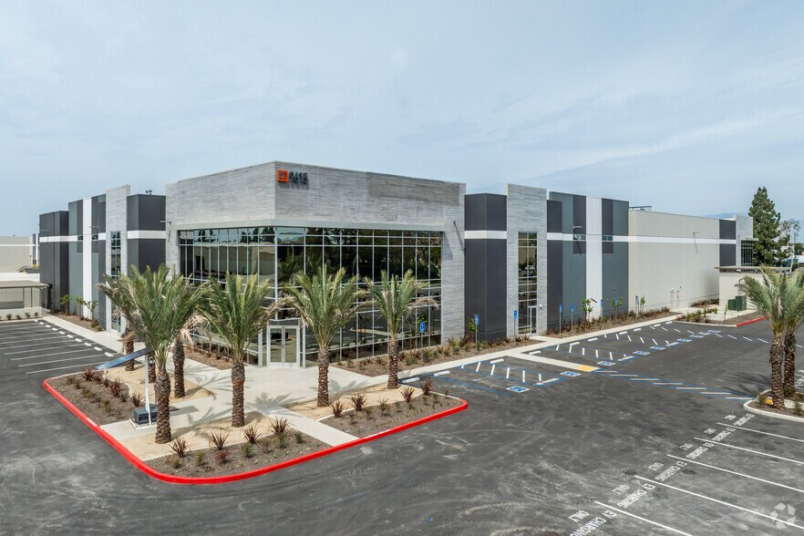More Photos Of 9615 Norwalk Blvd, Santa Fe Springs Distribution For Lease