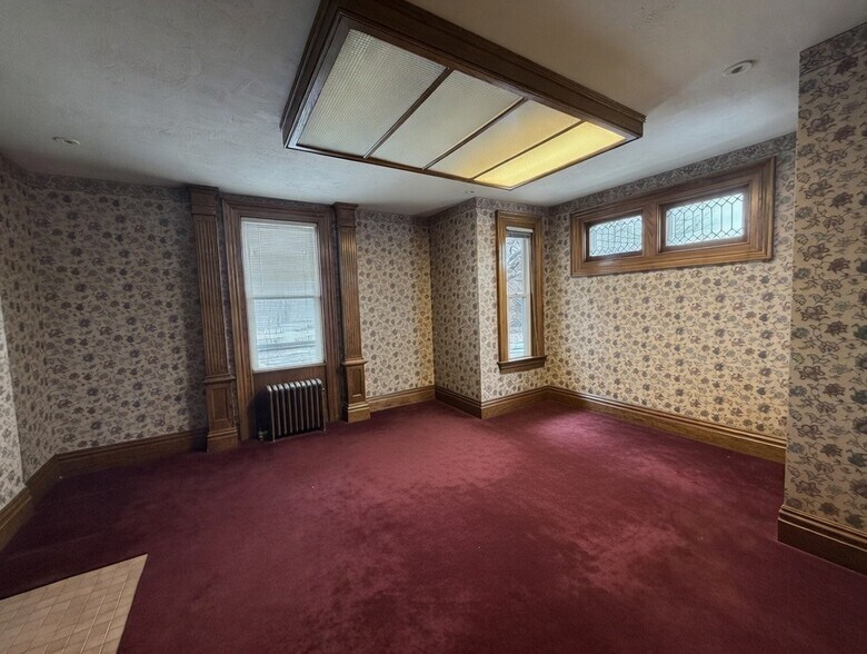 More Photos Of 438 Depot St, Latrobe Office For Lease