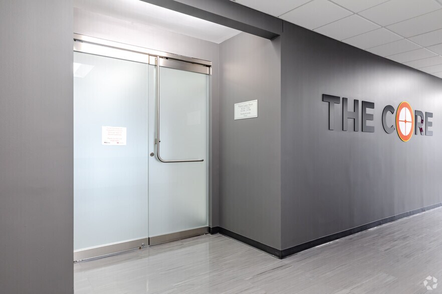 More Photos Of 1100 E Warrenville Rd, Naperville Unknown For Lease