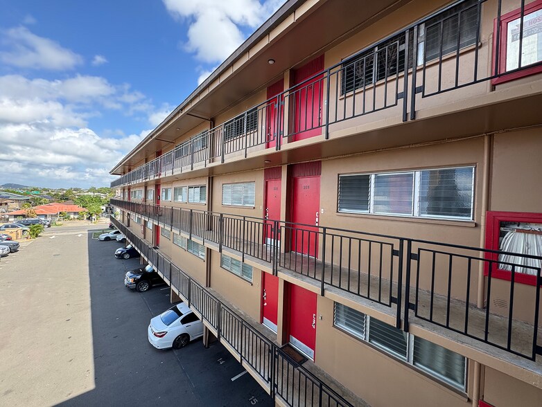 Primary Photo Of 1145 Gulick Ave, Honolulu Apartments For Sale