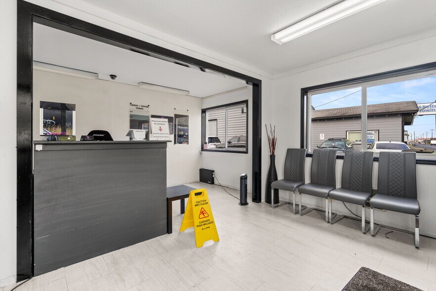 More Photos Of 614 NW Folsom St, Chehalis Office Residential For Sale