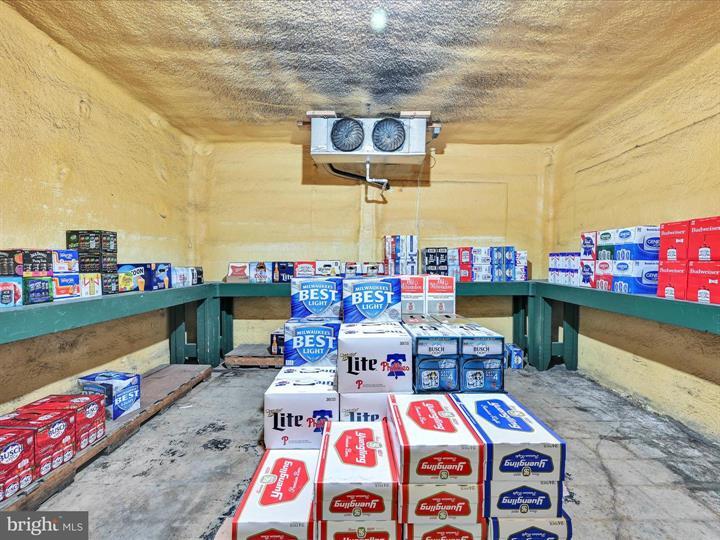 More Photos Of 20 Main St, Lykens Freestanding For Sale