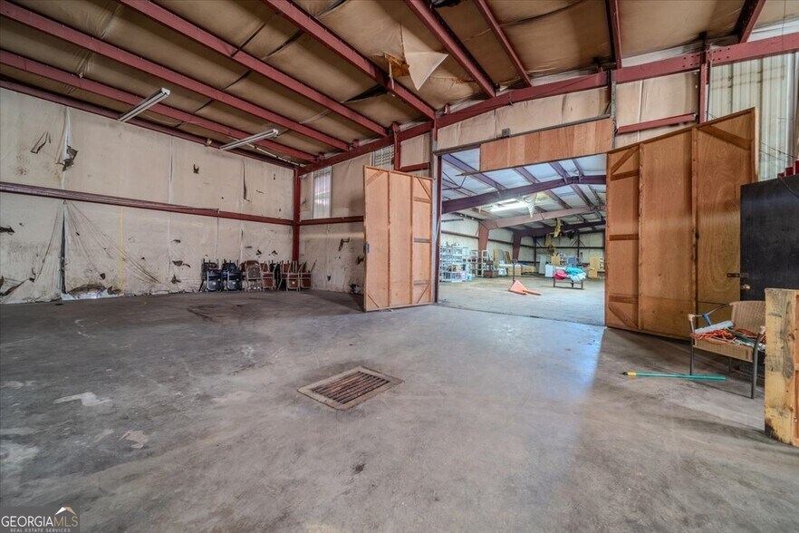 More Photos Of 2020 Buchanan Hwy, Cedartown Warehouse For Sale