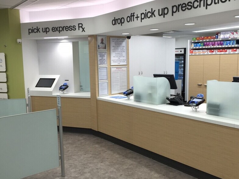 More Photos Of 2919 Kapiolani Blvd, Honolulu Unknown For Lease