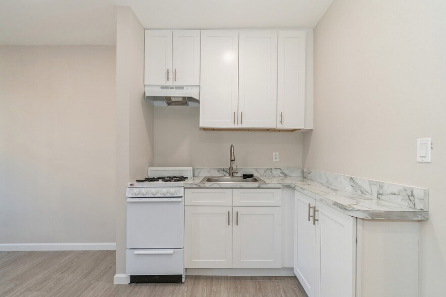 More Photos Of 40 Beacon Ave, Jersey City Apartments For Sale