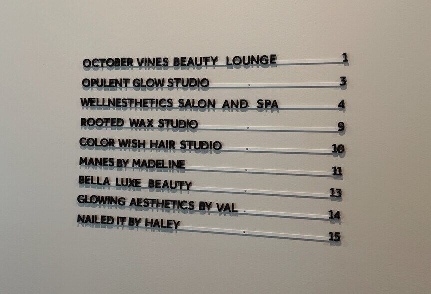 More Photos Of 201 W Hydraulic St, Yorkville Office For Lease