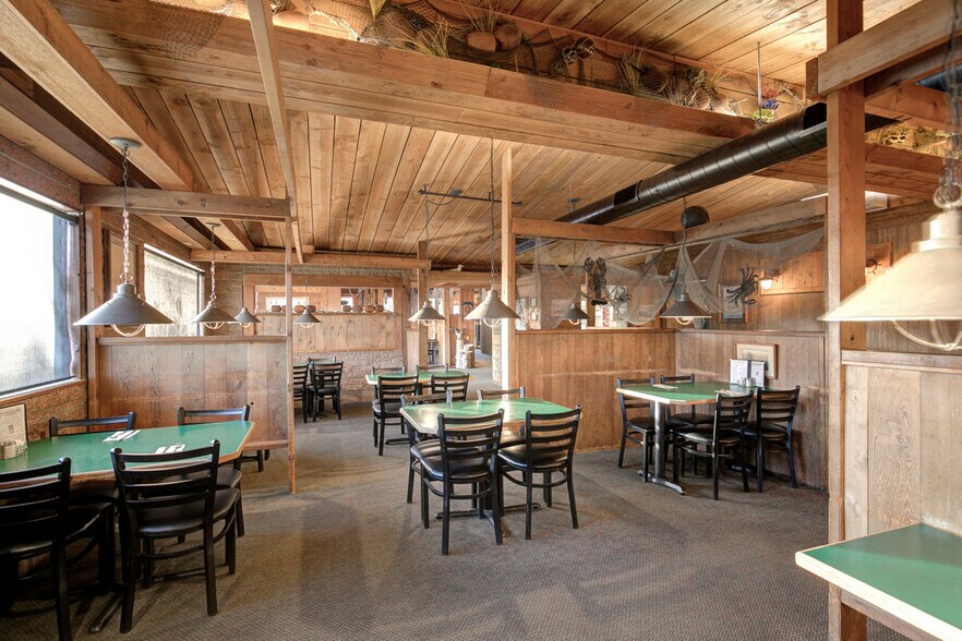 More Photos Of 857 Point Brown Ave NW, Ocean Shores Restaurant For Sale