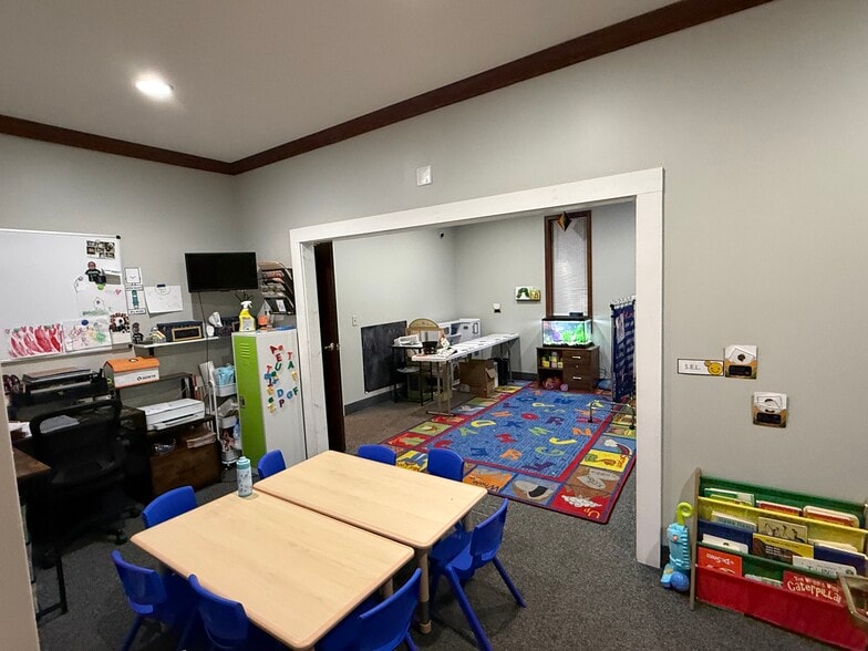 More Photos Of 636 Old Liverpool Rd, Liverpool Office For Lease