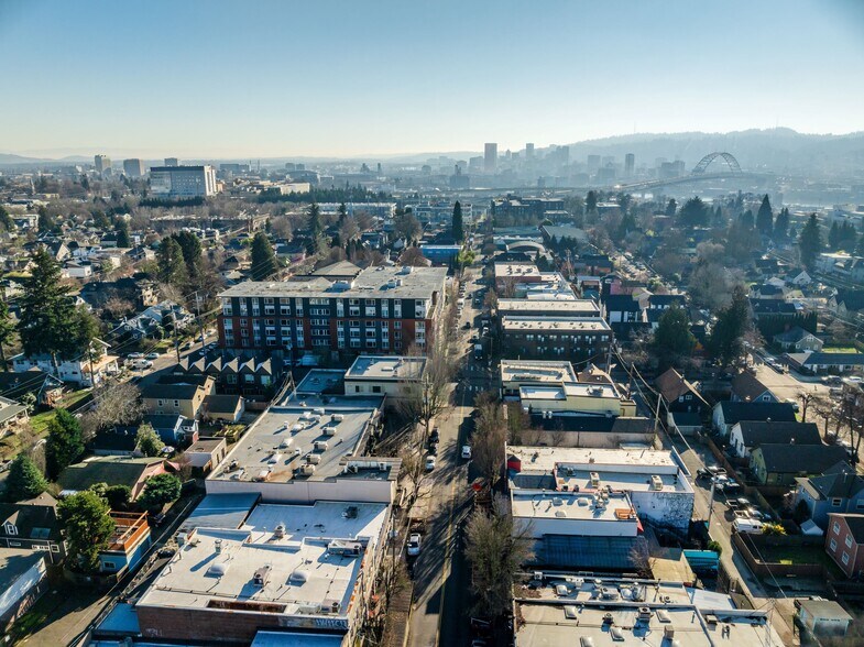 More Photos Of 3900 N Mississippi Ave, Portland Storefront Retail Office For Sale