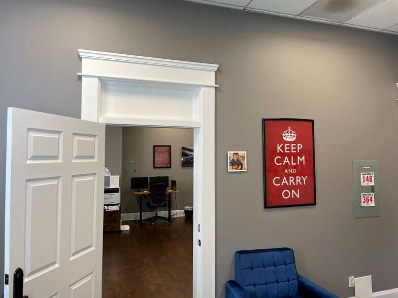 More Photos Of 33 Main St, Newtown Office For Lease