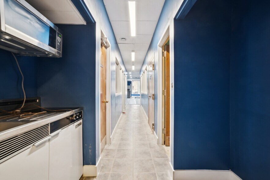 More Photos Of 616 Midland Ave, Midland Office Residential For Sale