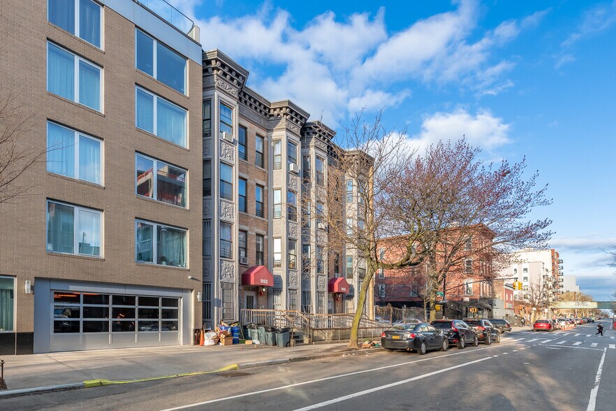 More Photos Of 950-952 Bergen St, Brooklyn Apartments For Sale