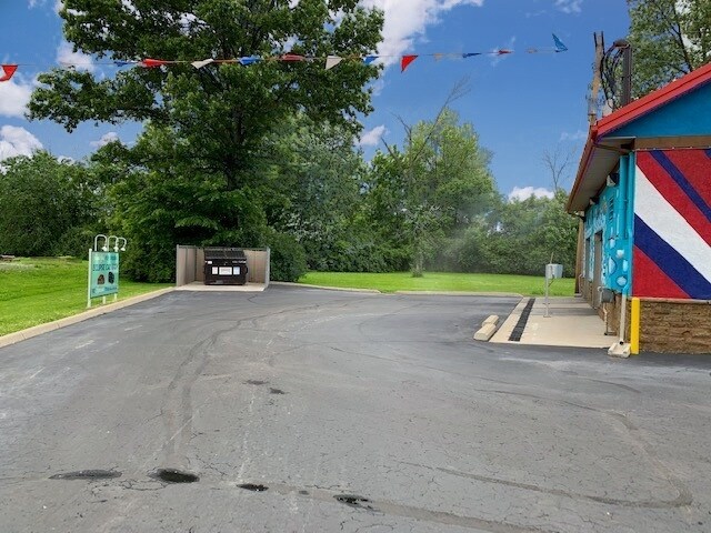 More Photos Of 3321 Broadway, Grove City Carwash For Sale