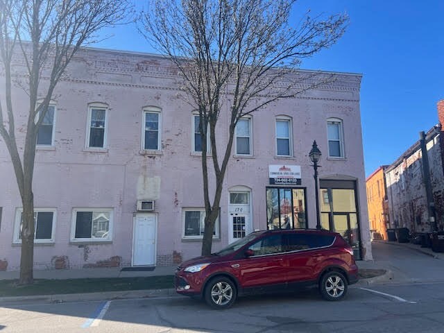 More Photos Of 168 Riley St, Dundee Storefront Retail Office For Lease