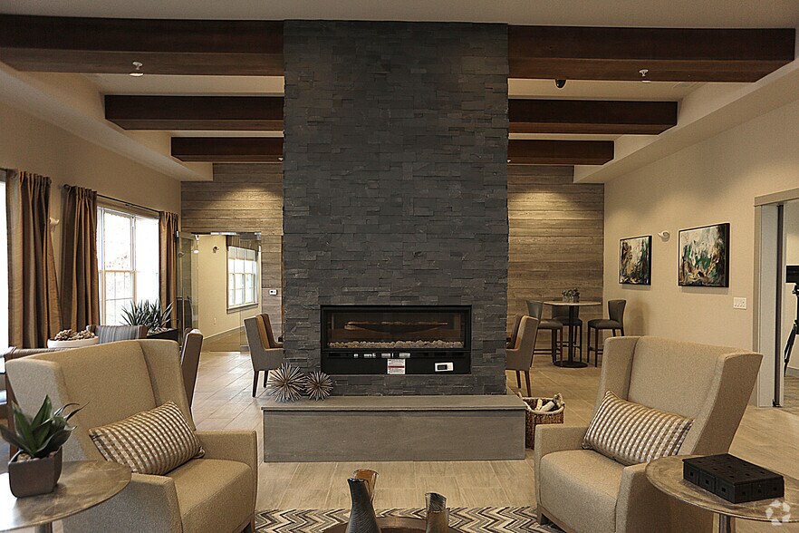 More Photos Of 4 Berry St, North Andover Apartments For Lease