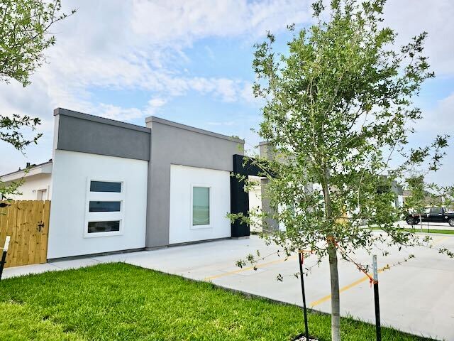 More Photos Of 12638 N. 33rd Ln, McAllen Apartments For Sale