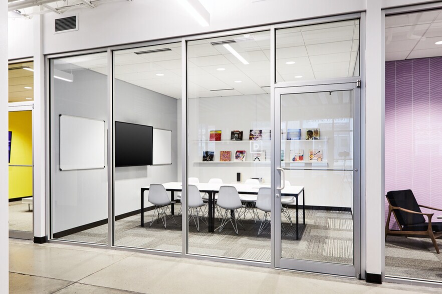 More Photos Of 300 E 39th St, Kansas City Office For Lease