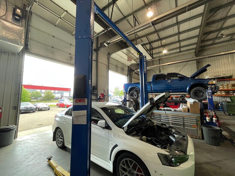 More Photos Of 7756 Edgar Industrial Way, Red Deer Warehouse For Sale