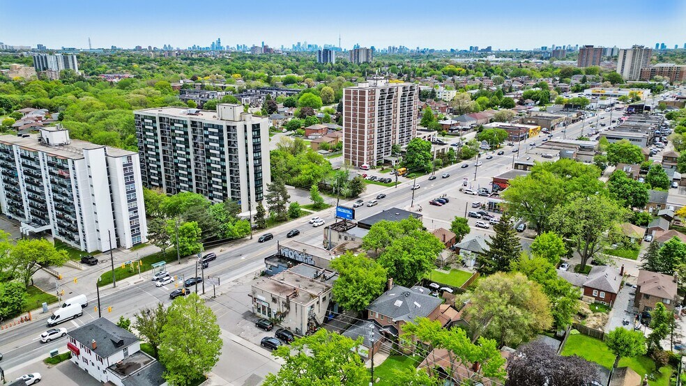 More Photos Of 1784 Jane St, Toronto Storefront Retail Office For Sale