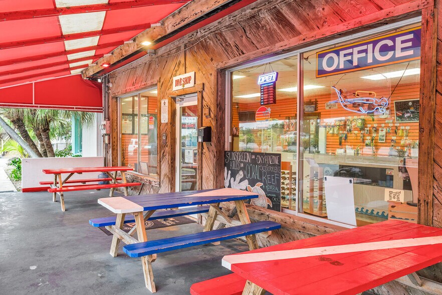 More Photos Of 27340 Overseas Hwy, Ramrod Key Hotel For Sale