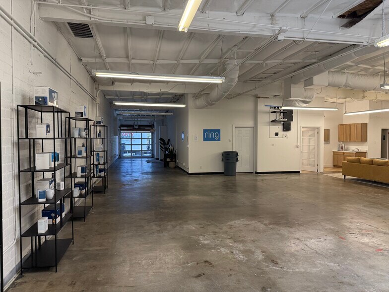 More Photos Of 1527 26th St, Santa Monica Research And Development For Lease