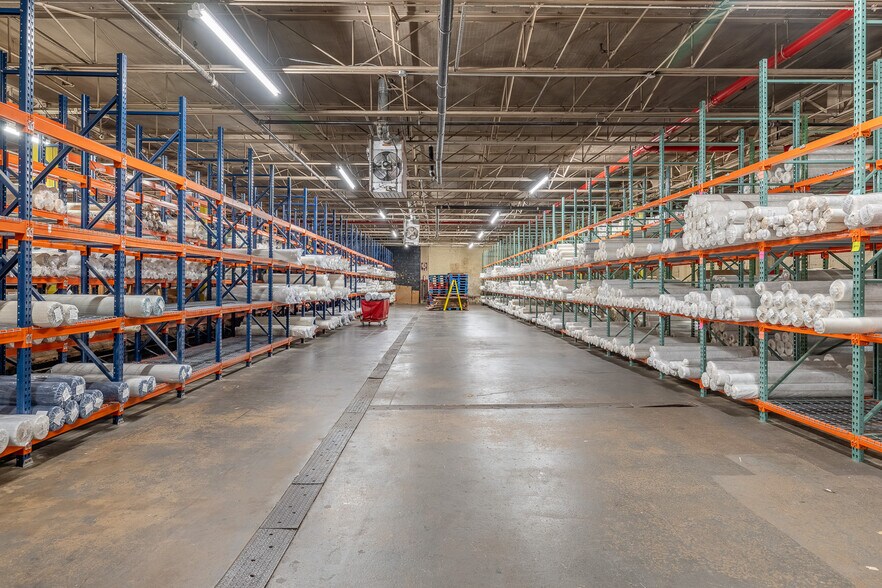 More Photos Of 8950 127th St, Richmond Hill Warehouse For Sale