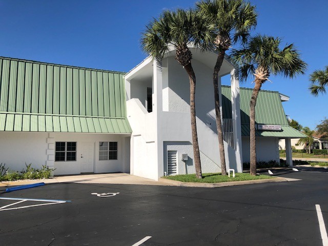 More Photos Of 1615 14th Ave, Vero Beach Medical For Sale