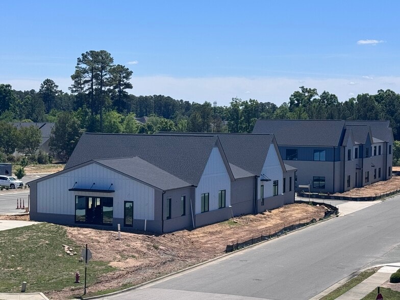 More Photos Of 50200 Governors Dr, Chapel Hill Unknown For Lease