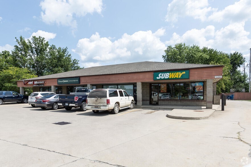 More Photos Of 516 N Main St, Grafton Freestanding For Lease