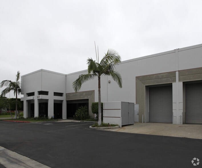 More Photos Of 981 Via Rodeo, Placentia Warehouse For Lease