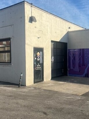 More Photos Of 57-65 E 2nd St, Mineola Warehouse For Lease