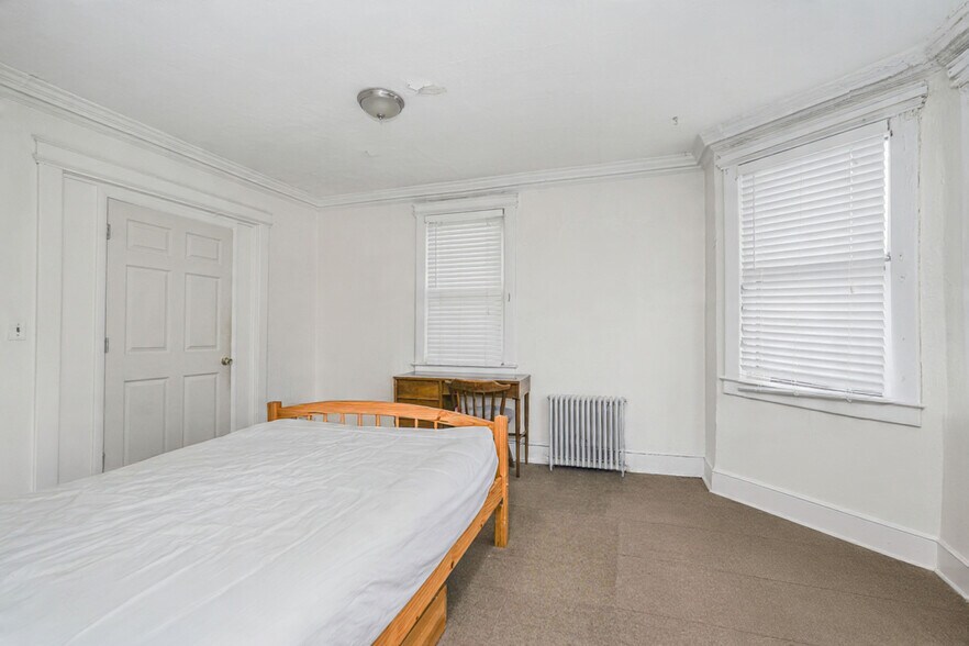 More Photos Of 58 Van Riper St, Staten Island Land For Sale
